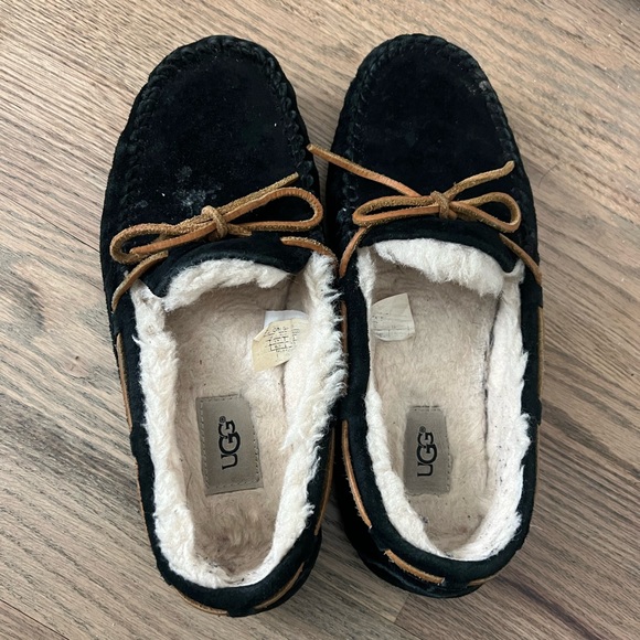 UGG | Shoes | Ugg Moccasins | Poshmark